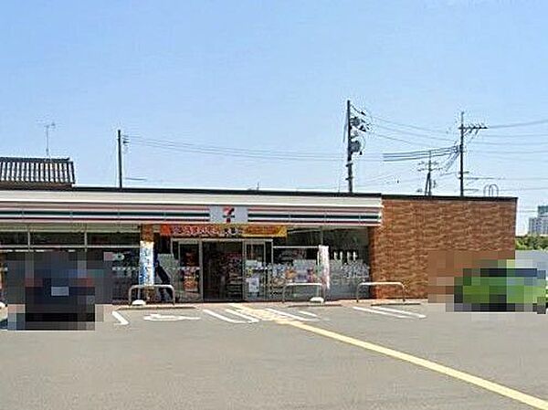 セブンイレブン米子新開1丁目店 790m