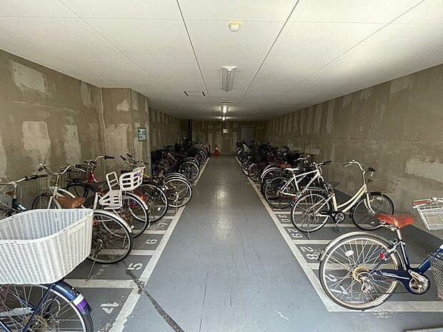 駐輪場(自転車)