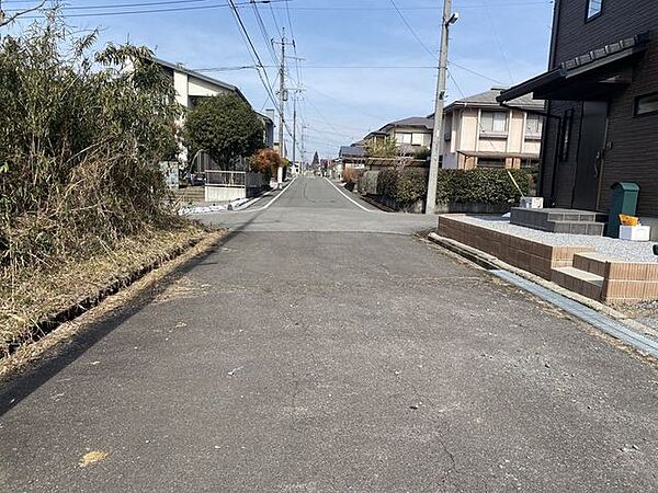 前面道路含む現地写真
