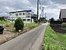 外観：前面道路含む現地写真