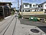 外観：前面道路含む現地写真