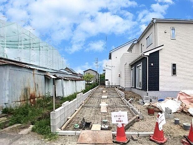 前面道路含む現地写真