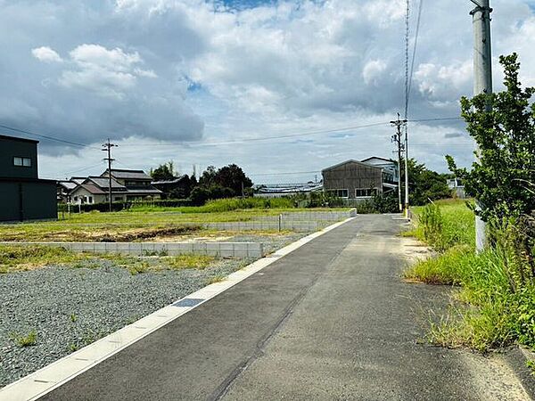 前面道路含む現地写真