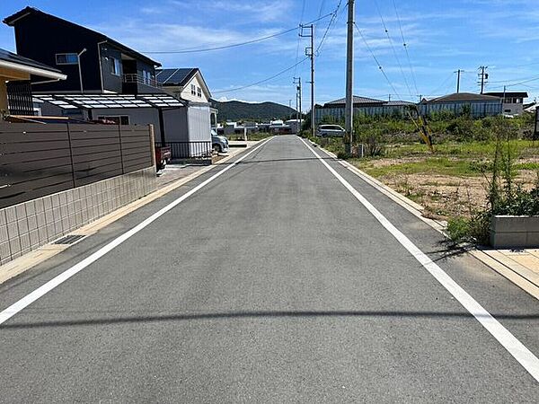 前面道路含む現地写真