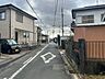 外観：前面道路含む現地写真