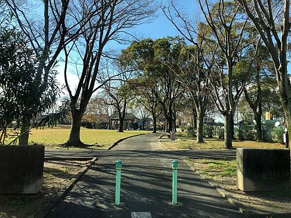 東脇公園 987m