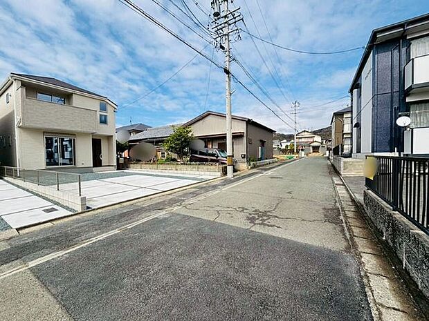 前面道路含む現地写真