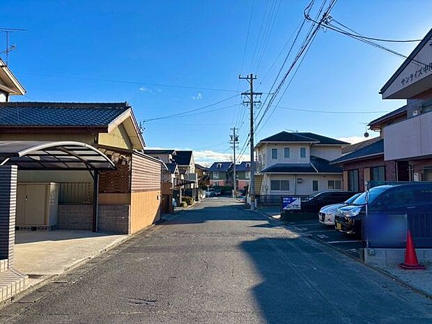 前面道路含む現地写真