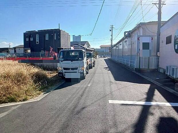 前面道路含む現地写真