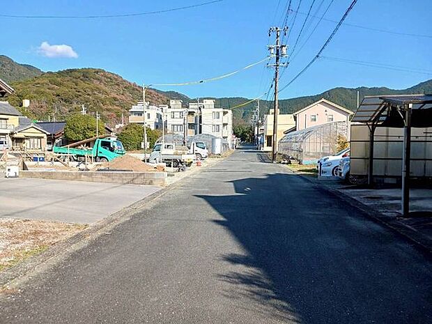 前面道路含む現地写真