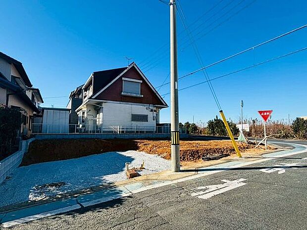 前面道路含む現地写真