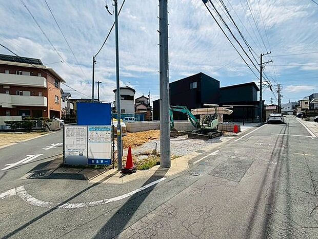 前面道路含む現地写真