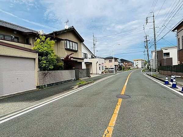 前面道路含む現地写真