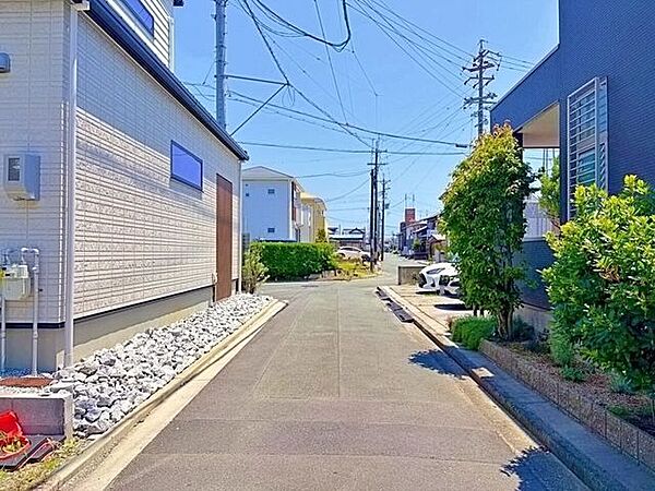 前面道路含む現地写真