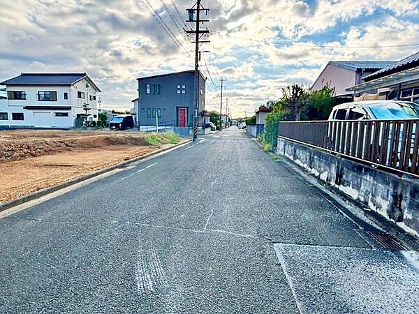 前面道路含む現地写真