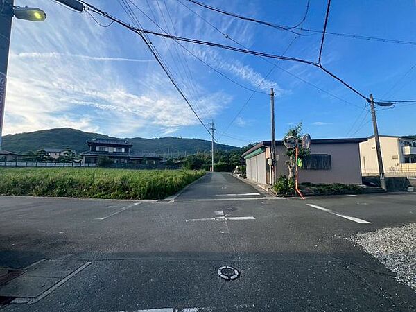 前面道路含む現地写真