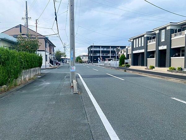 前面道路含む現地写真