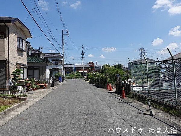 名古屋市内へのアクセスも良好◎お出かけ好きな方にも嬉しい大治町砂子エリア。 市・名鉄バス停な「吉津1丁目」停　徒歩約11分で通勤通学も安心です。