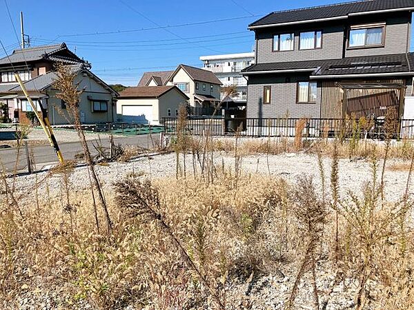 建築条件無しのため、お好きなハウスメーカーで建てられます♪