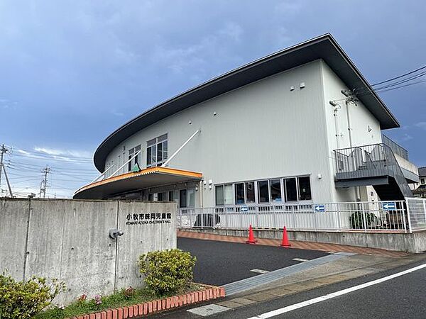 味岡児童館・ぱるもあじおか【周辺には住宅地が広がる落ち着いた環境に位置し、子どもたちの遊びや学び、親子の交流の場として利用される地域の子育て支援施設。身近に安心して立ち寄れる憩いのスポットです】…