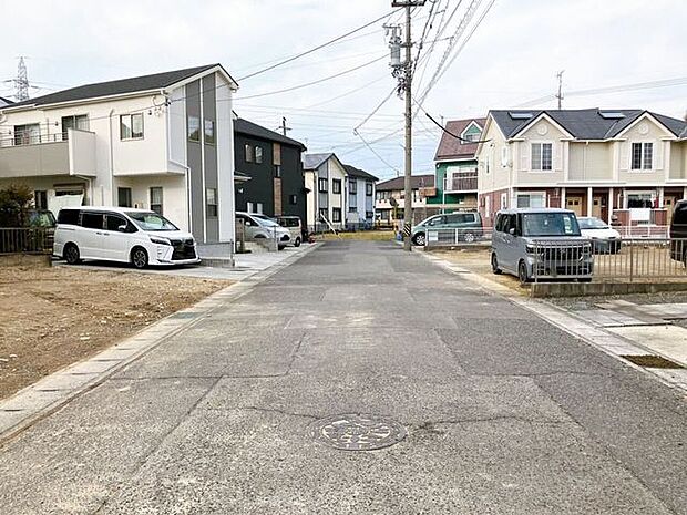 前面道路含む現地写真