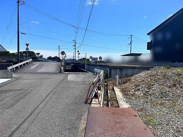 前面道路含む現地写真