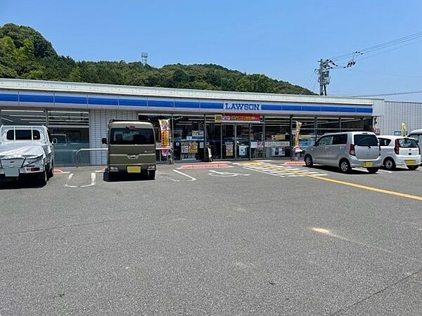 ローソン香美土佐山田町楠目店 900m