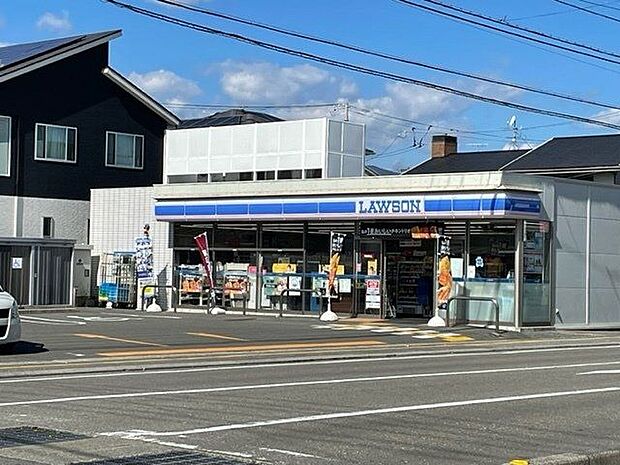 ローソン高知介良乙店 4000m