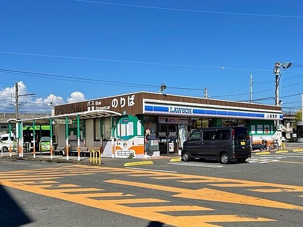 ローソン南国ごめん町駅店 300m