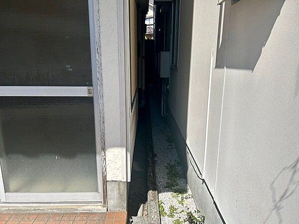 東側の境界です