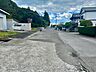 外観：前面道路含む現地写真