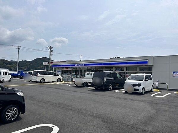 ローソン香南香我美店 1600m