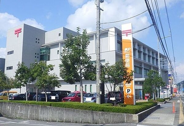 高知東郵便局 1050m