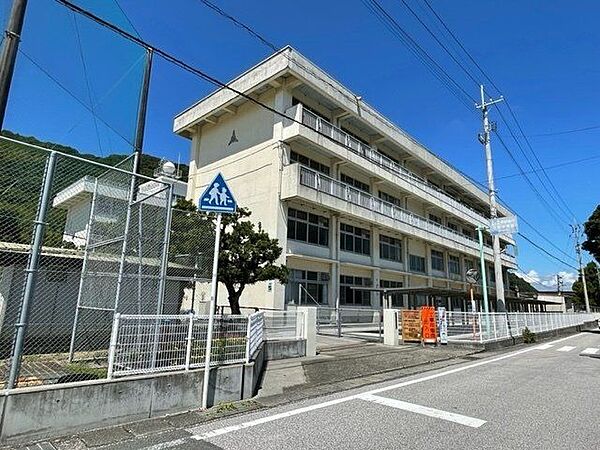 高知市立三里中学校 1000m
