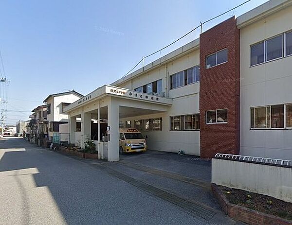 みさと幼稚園 680m