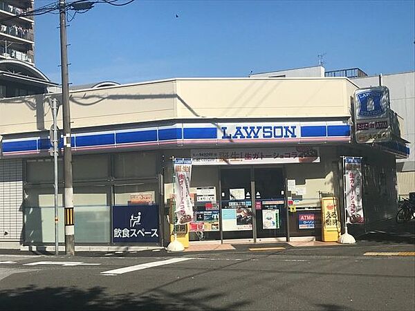 ローソン高知はりまや三丁目店 140m