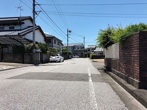 ★横浜小学校★東側道路 北から南方向