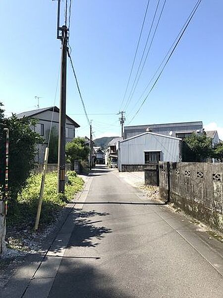 広々とした前面道路♪