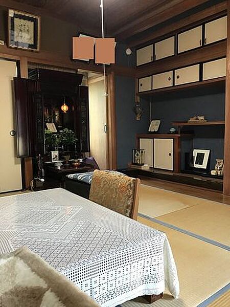 本間の和室なので広々と使えます！また隣のお部屋とも襖続きなので、広々とお使い頂けます♪