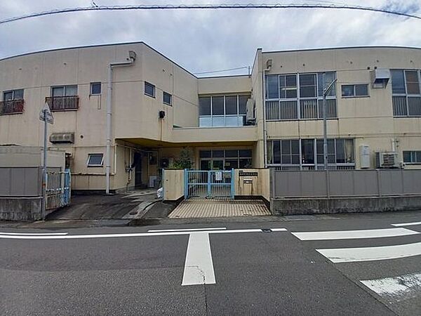高知市朝倉保育園 750m