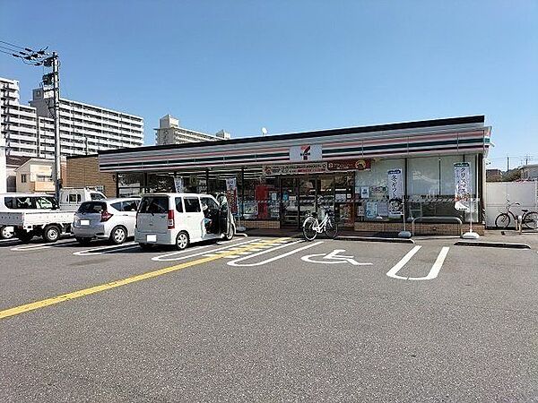 セブン-イレブン 高知稲荷町店 160m