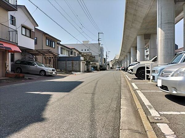 北側道路 東から西方向