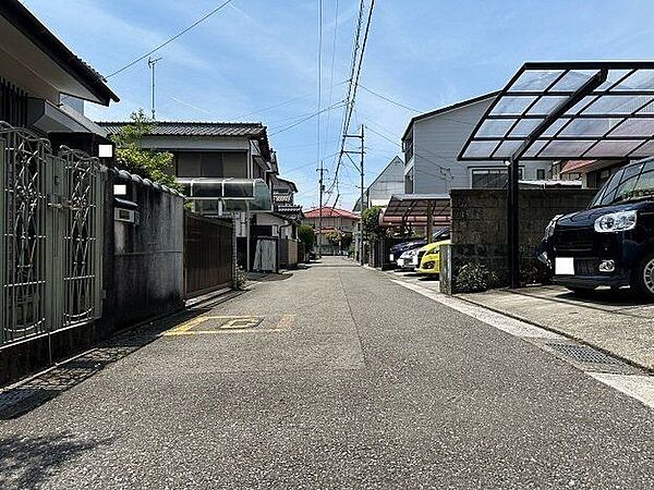 前面道路含む現地写真