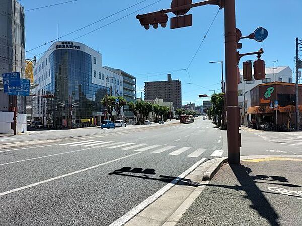 東側道路 北から南方向