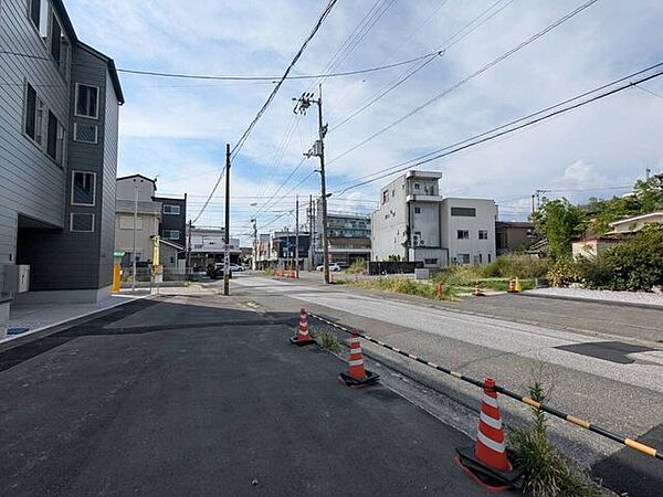 北側道路 東から西方向