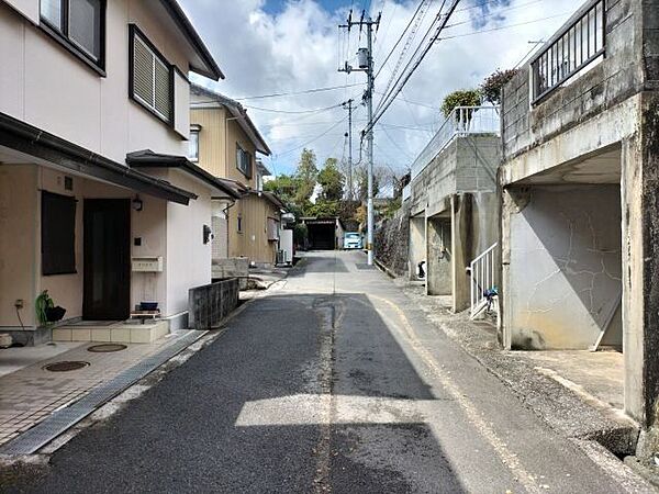 北側道路 東から西方向
