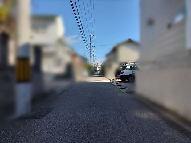 北側道路 西から東方向