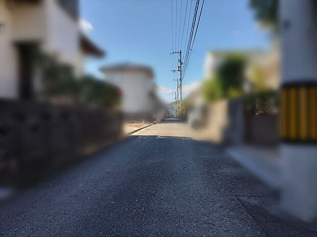 北側道路 東から西方向