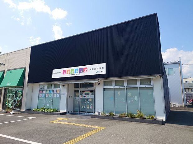 ニチイキッズ南御座保育園 700m