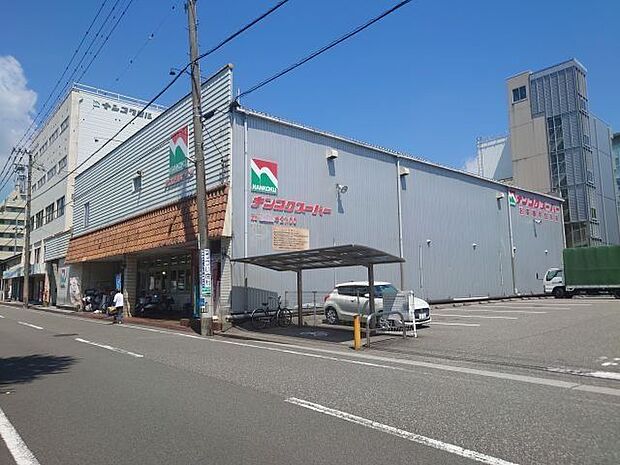ナンコクスーパー 下知店 700m